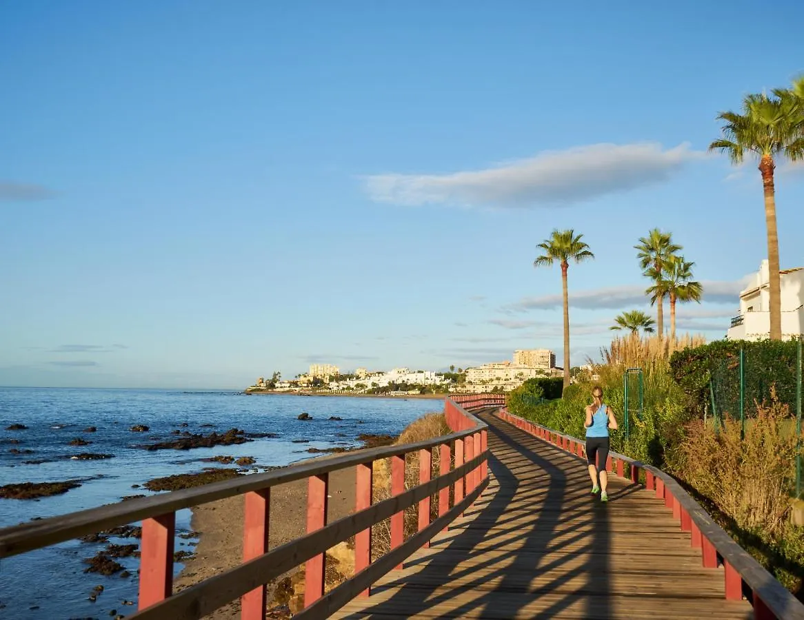 Honeymoon Corner Suite, Sun-All-Day Terrace On The Best Beach Of Marbella