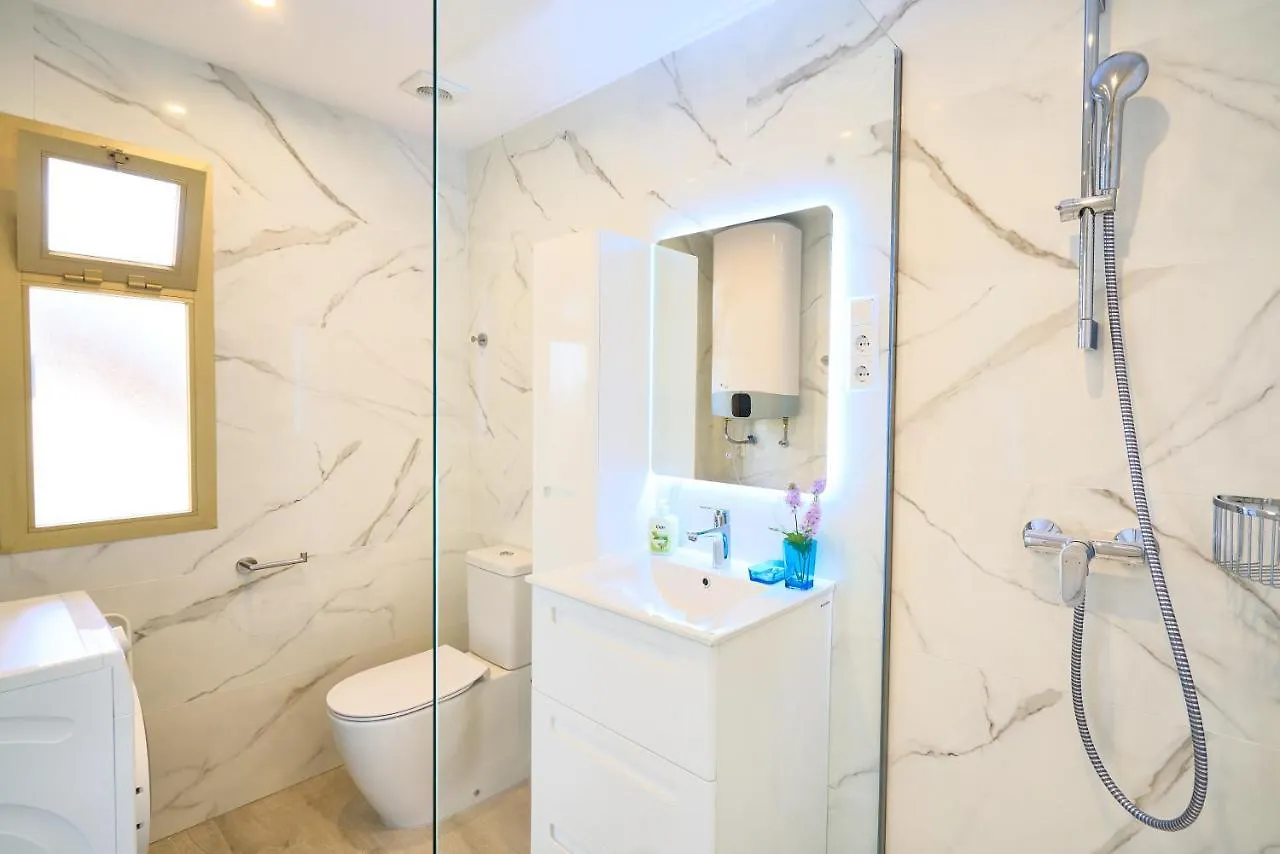 Honeymoon Corner Suite, Sun-All-Day Terrace On The Best Beach Of Marbella Apartment