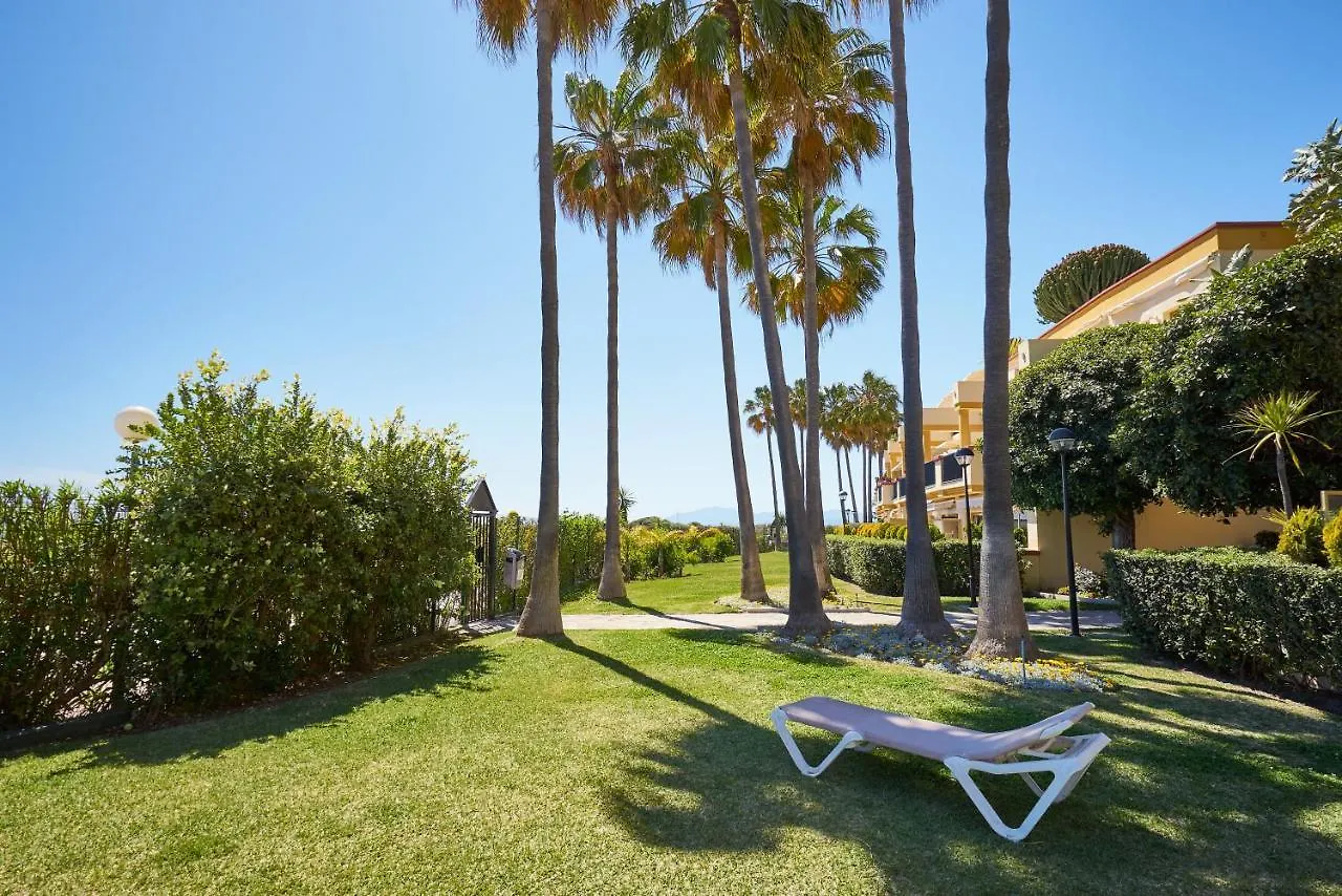 Apartment Honeymoon Corner Suite, Sun-All-Day Terrace On The Best Beach Of Marbella