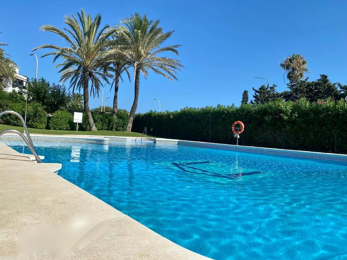 Apartment Honeymoon Corner Suite, Sun-All-Day Terrace On The Best Beach Of Marbella