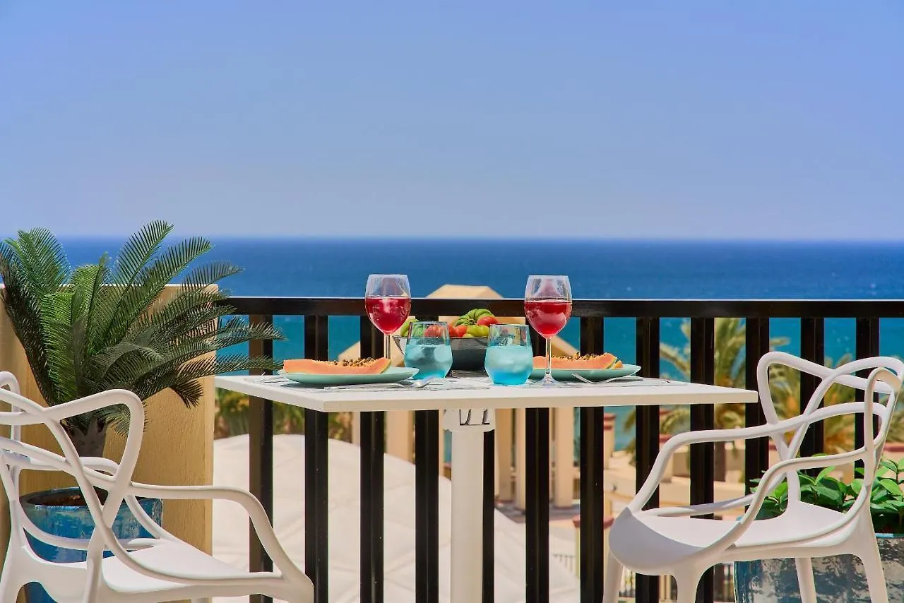 Honeymoon Corner Suite, Sun-All-Day Terrace On The Best Beach Of Marbella Spain